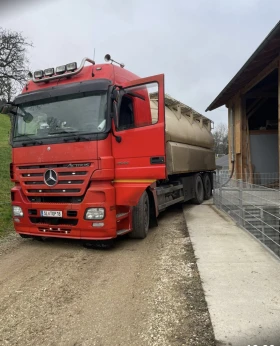 ������ Mercedes-Benz Actros