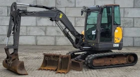 Багер Volvo ECR50 D, снимка 1