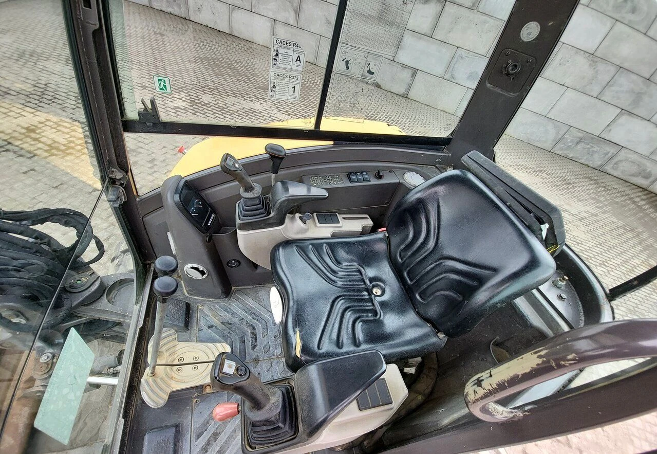 Багер Volvo ECR50 D, снимка 4 - Индустриална техника - 54448921