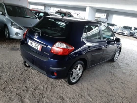 Toyota Auris 1.6 фестлифт  130 кн , снимка 5