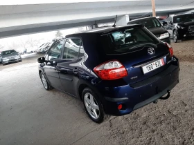 Toyota Auris 1.6 фестлифт  130 кн , снимка 3