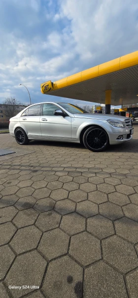  Mercedes-Benz C 280