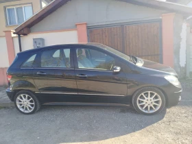 Mercedes-Benz B 180 - 3200 € / 6258.66 лв. - 91545558 17