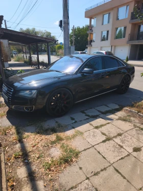 ������ Audi A8