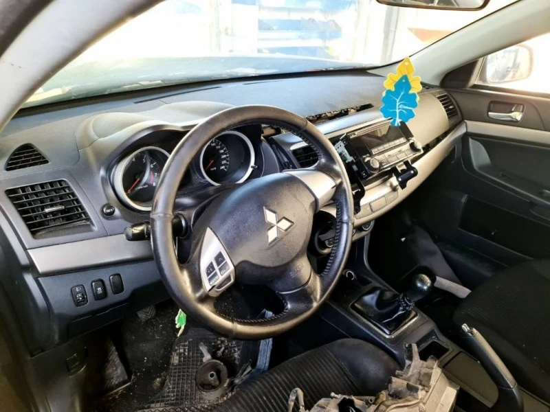 Mitsubishi Lancer 1.6 i, снимка 4 - Автомобили и джипове - 39668121