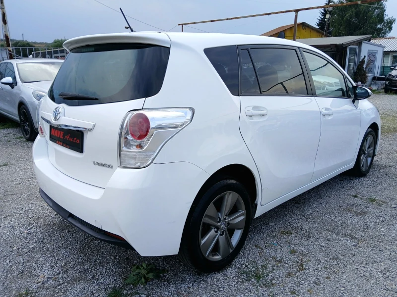 Toyota Verso 1.6D-4D Топ Състояние Лизинг, снимка 4 - Автомобили и джипове - 47167455