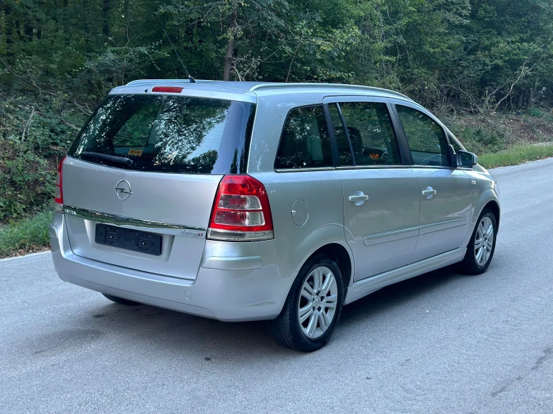 Opel Zafira 1.9CDTI, снимка 6 - Автомобили и джипове - 47524604