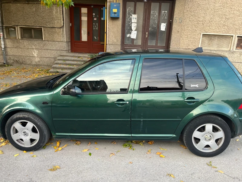 VW Golf 1.6 SR, снимка 3 - Автомобили и джипове - 47559300