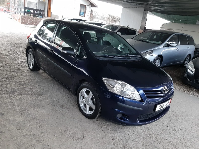 Toyota Auris 1.6 фестлифт  130 кн , снимка 6 - Автомобили и джипове - 48488904