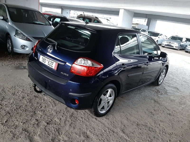 Toyota Auris 1.6 фестлифт  130 кн , снимка 5 - Автомобили и джипове - 48488904