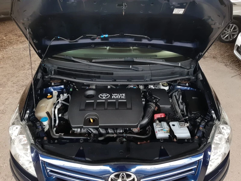 Toyota Auris 1.6 фестлифт  130 кн , снимка 7 - Автомобили и джипове - 48488904