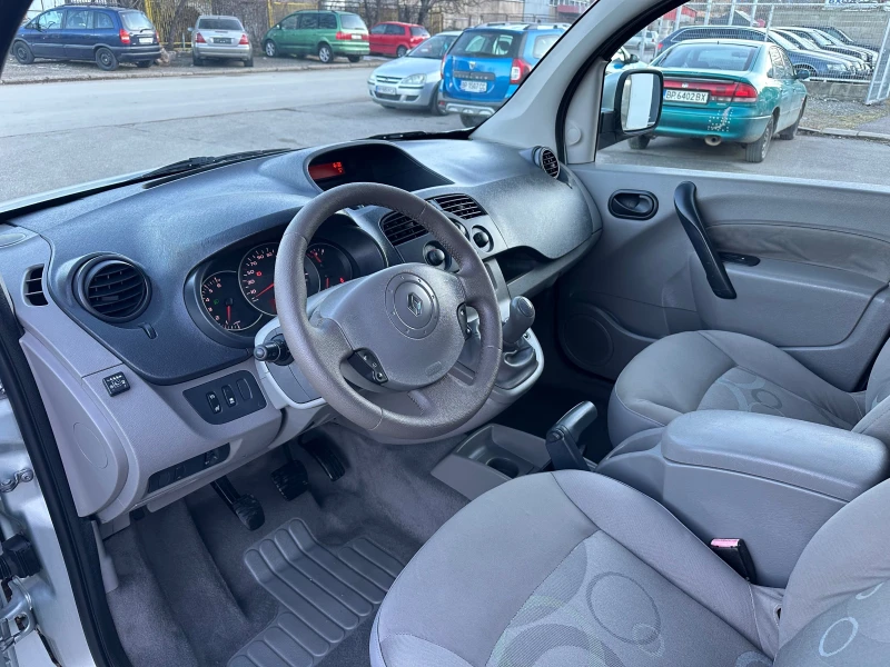 Renault Kangoo 1.6i ГАЗ Италия, снимка 11 - Автомобили и джипове - 48720549