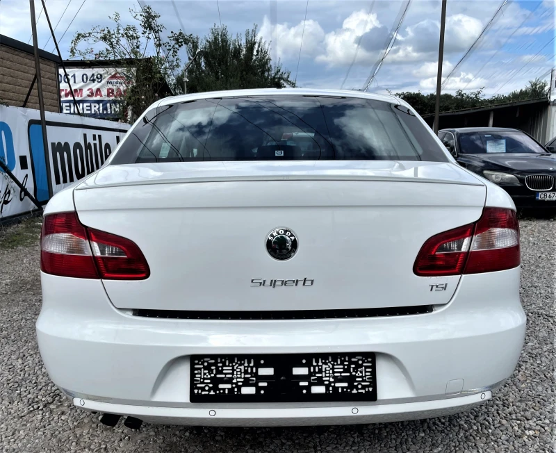 Skoda Superb 1.4i СЕДАН , снимка 5 - Автомобили и джипове - 49290938