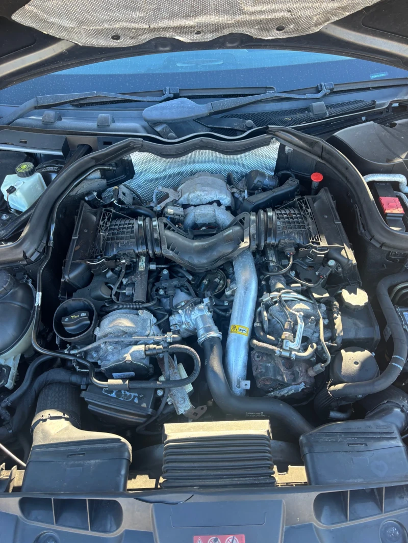 Mercedes-Benz E 350 Cdi, снимка 13 - Автомобили и джипове - 52879784