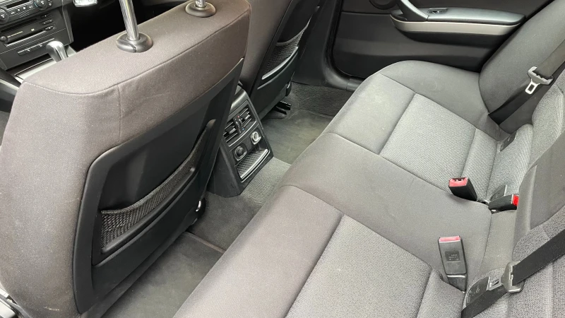 BMW 325 4x4 218 АГУ, снимка 4 - Автомобили и джипове - 52620576