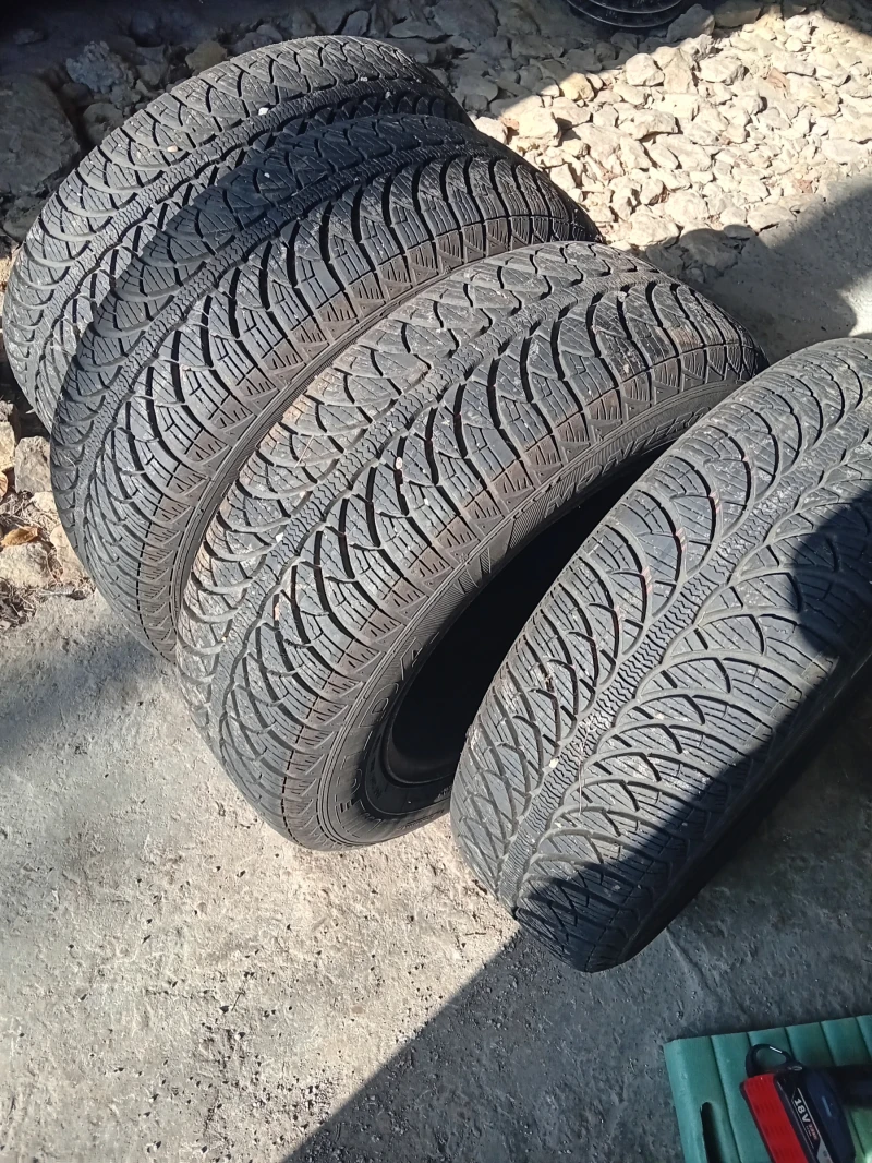 VW Golf, снимка 8 - Автомобили и джипове - 52570474