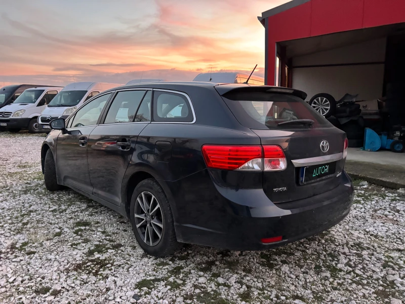 Toyota Avensis FACELIFT D4D, снимка 6 - Автомобили и джипове - 52712969