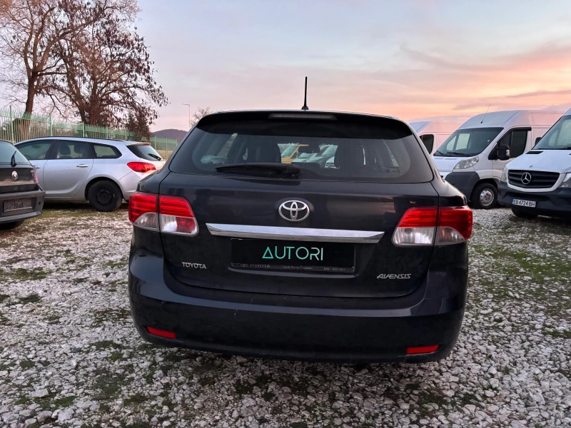 Toyota Avensis FACELIFT D4D, снимка 5 - Автомобили и джипове - 52712969