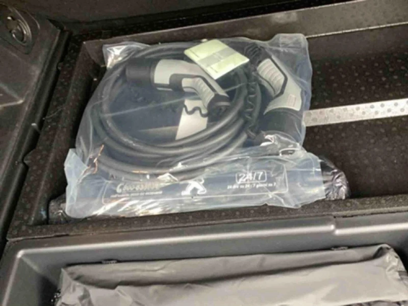 Peugeot 3008 ALLURE , снимка 8 - Автомобили и джипове - 53598524