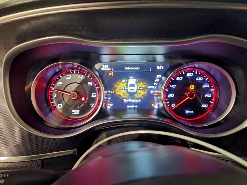 Dodge Charger 5.7L 8 Rear-wheel drive, снимка 11 - Автомобили и джипове - 52971992