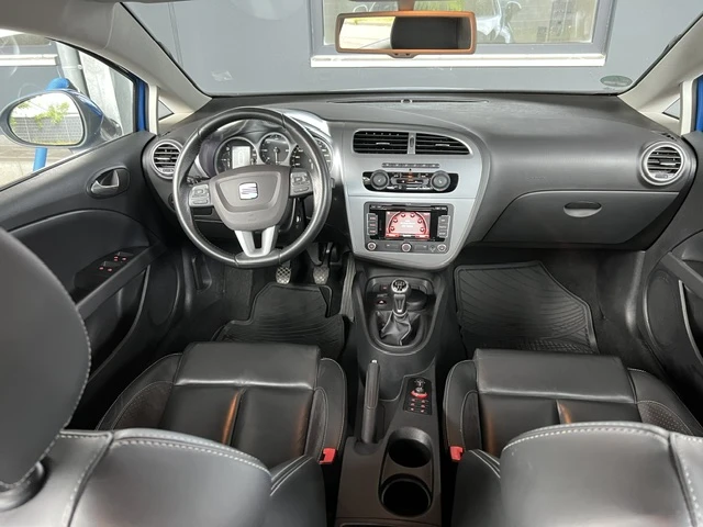 Seat Leon, снимка 6 - Автомобили и джипове - 54657056