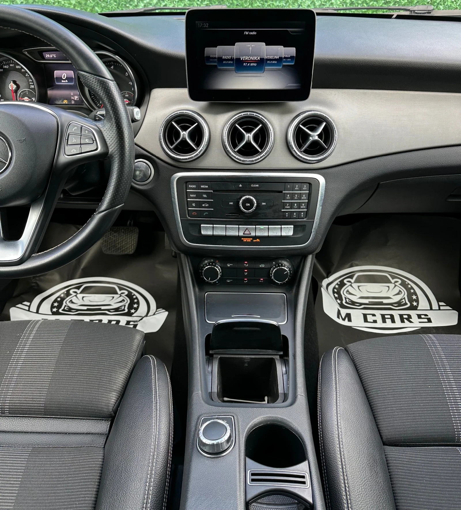 Mercedes-Benz CLA 200 4 MATIC / AMG - изображение 10