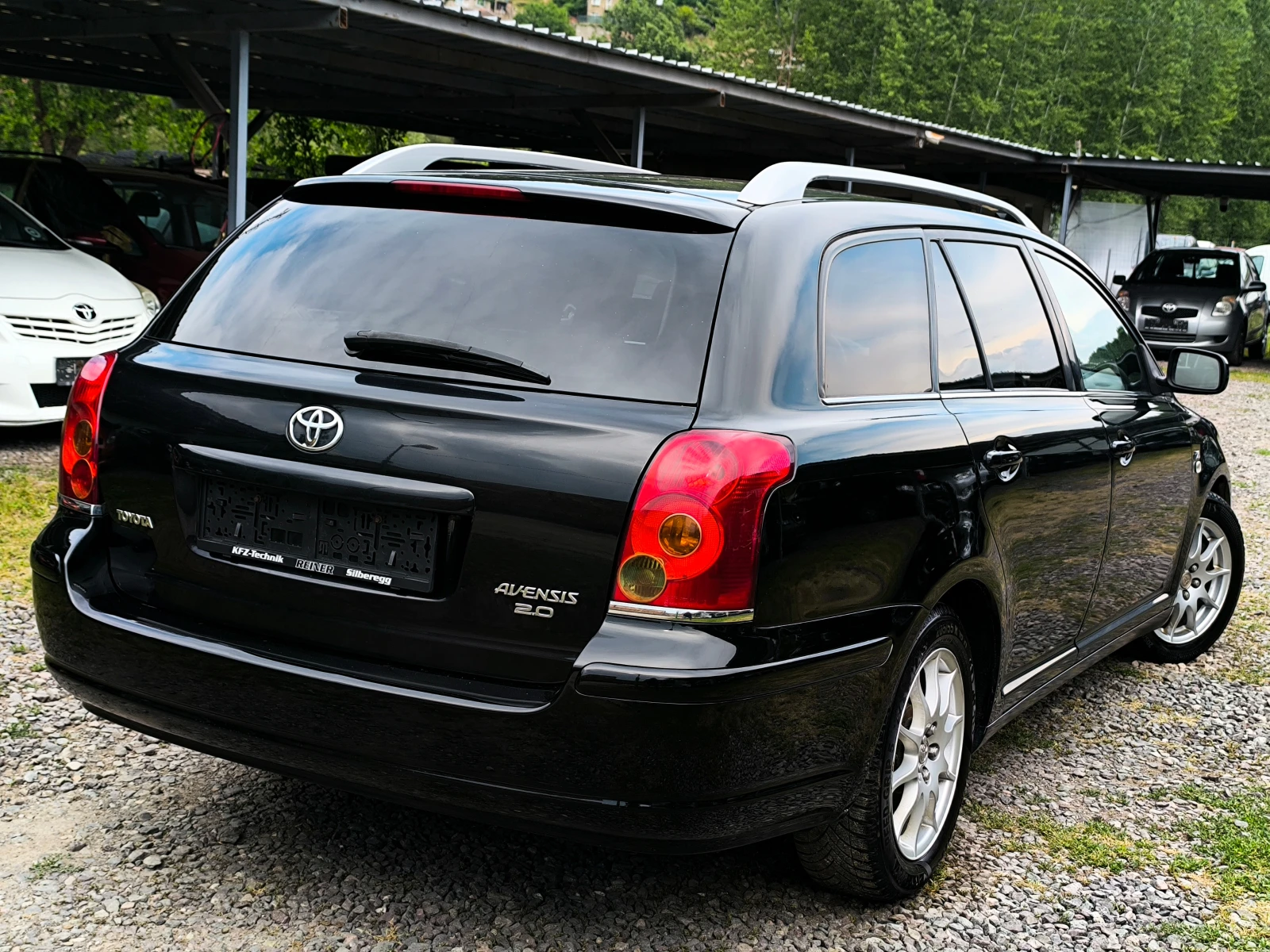 Toyota Avensis -2.0D4D-116кс-КОЖЕН САЛОН-КЛИМАТРОНИК- - изображение 3