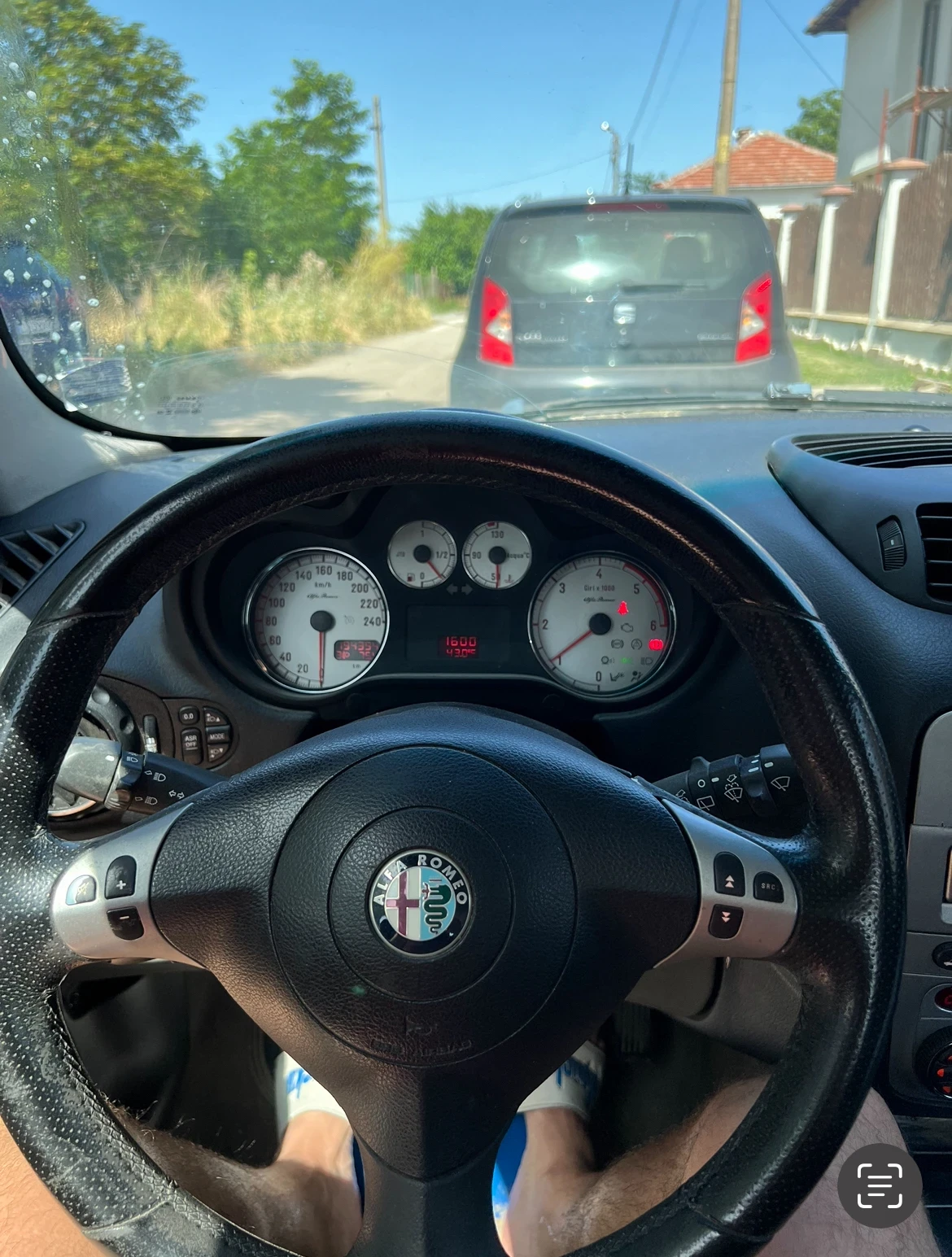 Alfa Romeo 147 1.6 t.spark - изображение 6