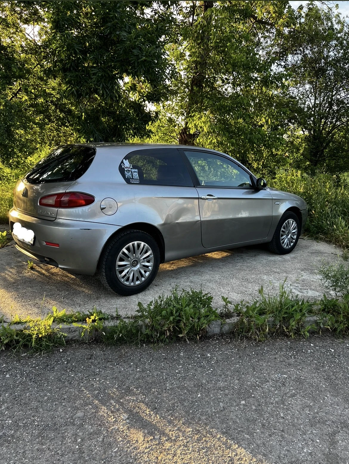 Alfa Romeo 147 1.6 t.spark - изображение 2