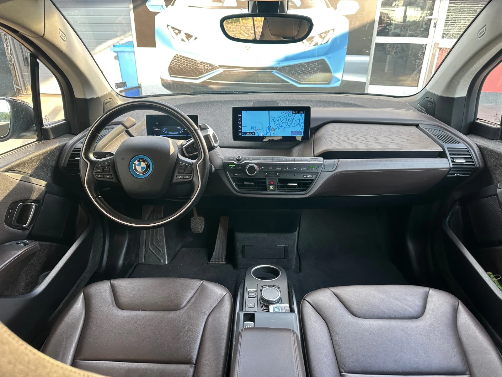 BMW i3 S* 120Аh* DISTRONIK* КОЖА* Sport Paket* Carplay*  - изображение 6