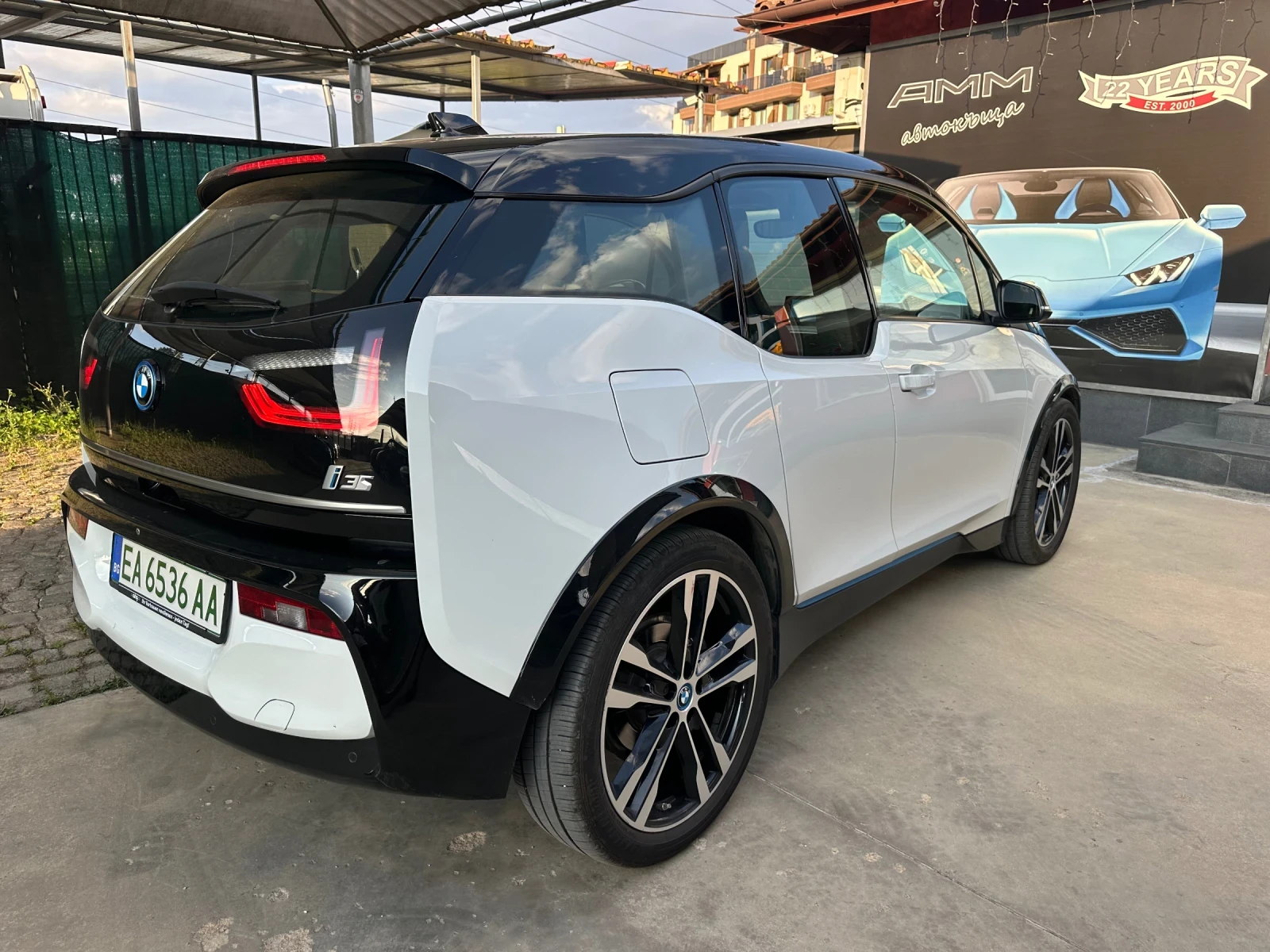 BMW i3 S* 120Аh* DISTRONIK* КОЖА* Sport Paket* Carplay*  - изображение 9