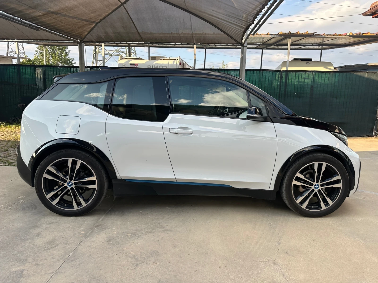 BMW i3 S* 120Аh* DISTRONIK* КОЖА* Sport Paket* Carplay*  - изображение 8