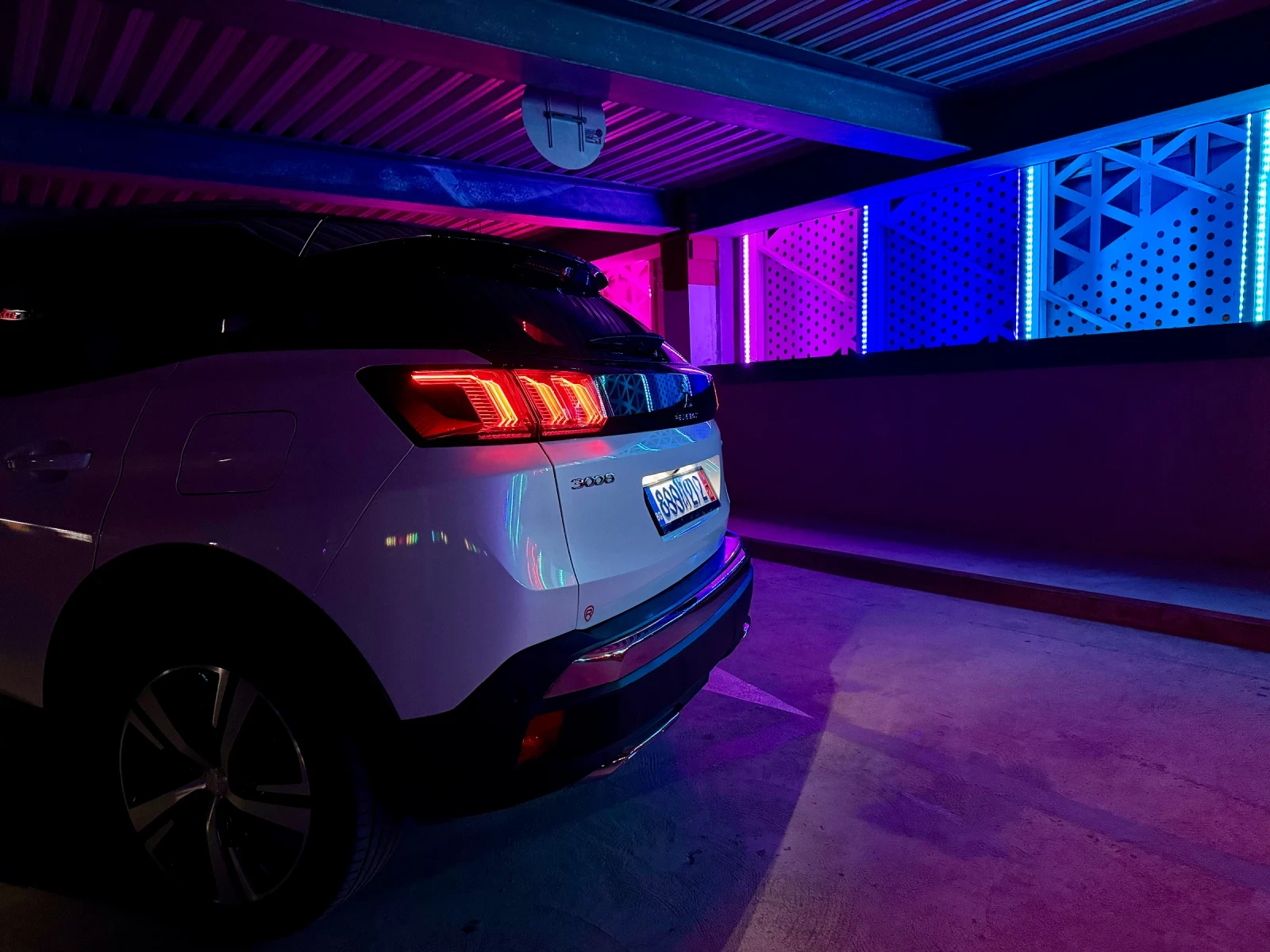 Peugeot 3008 ALLURE , снимка 3 - Автомобили и джипове - 53598524