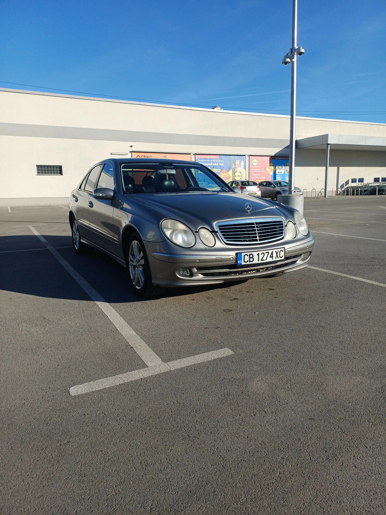 Mercedes-Benz E 500  - изображение 7
