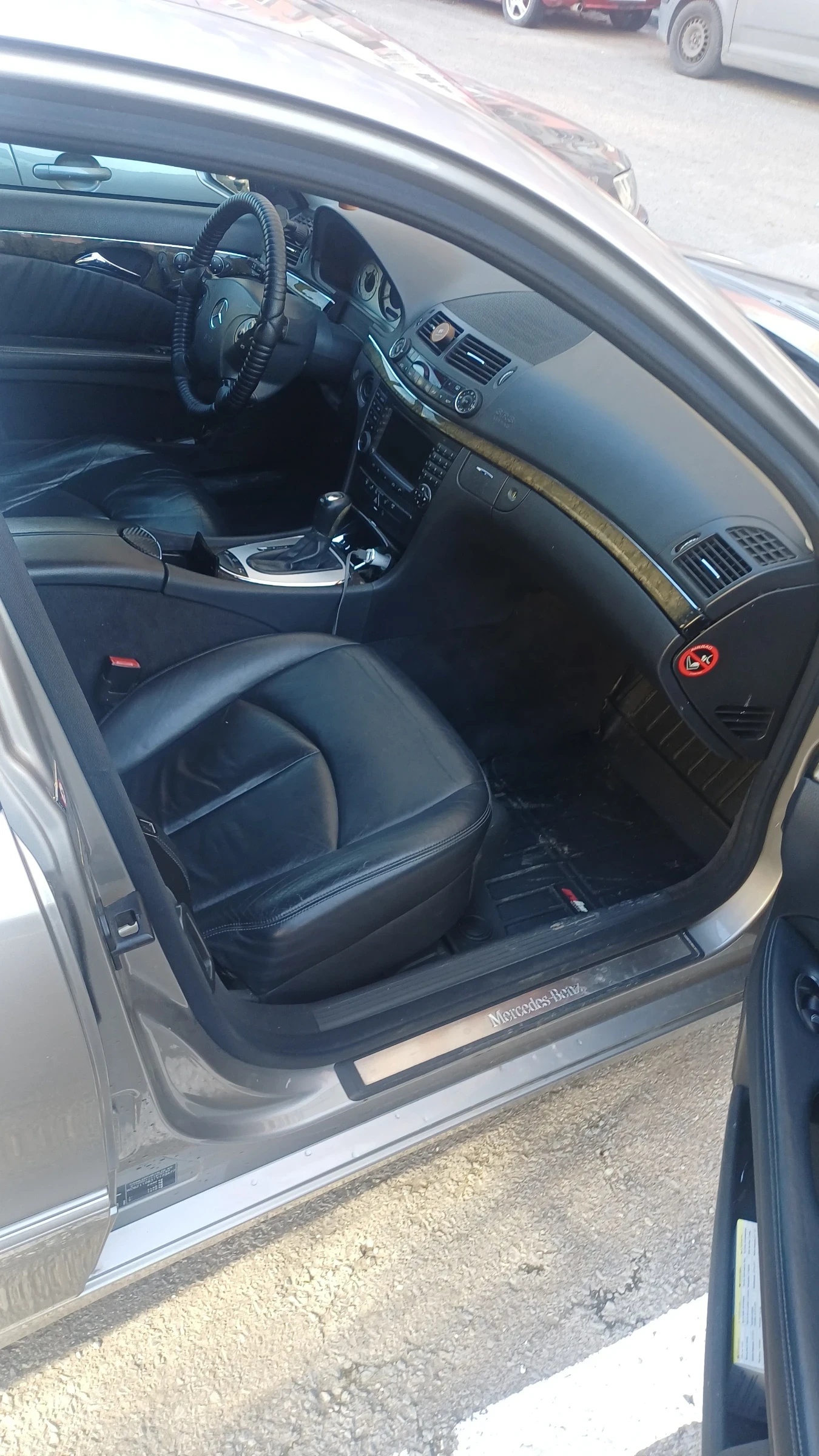 Mercedes-Benz E 500  - изображение 8