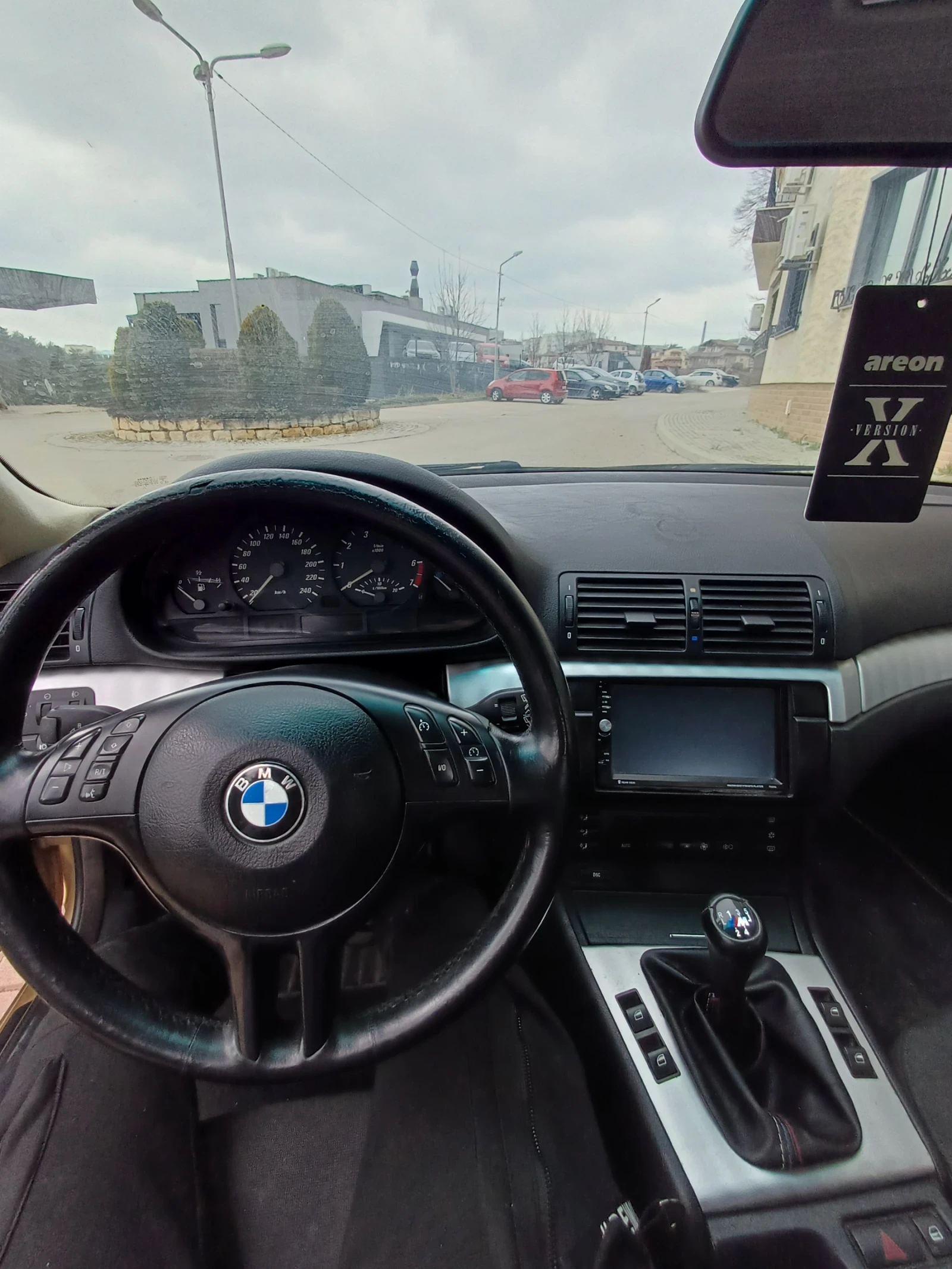 BMW 320, снимка 10 - Автомобили и джипове - 53913173