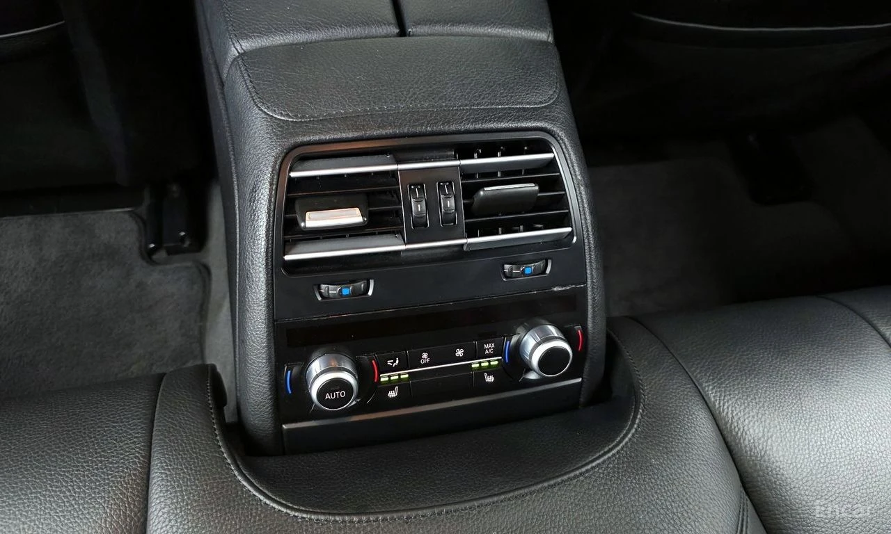 BMW 640 D* GRAN COUPE* XDRIVE* ОБДУХВ* 360* HEADUP* PANO, снимка 17 - Автомобили и джипове - 54413462