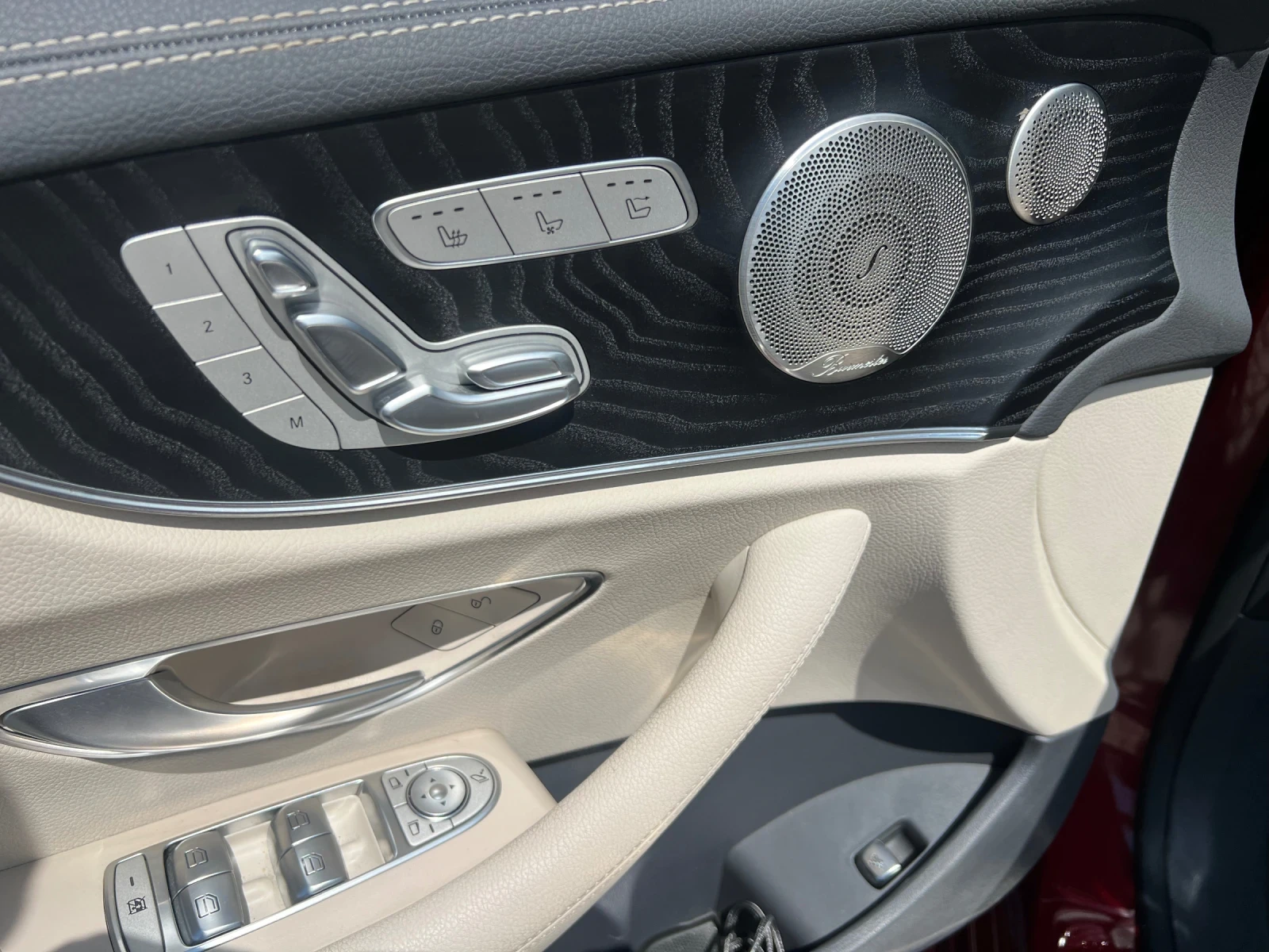 Mercedes-Benz E 450 AMG 4matic, снимка 8 - Автомобили и джипове - 54434306