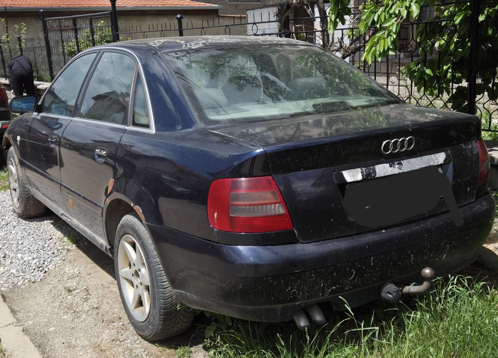 Audi A4 1.9 tdi 110к.с НА ЧАСТИ-МОЖЕ И ЦЯЛО, снимка 4 - Автомобили и джипове - 54519595