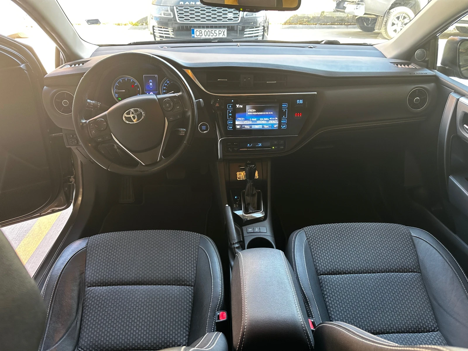 Toyota Corolla | Mobile.bg � ����������� 10