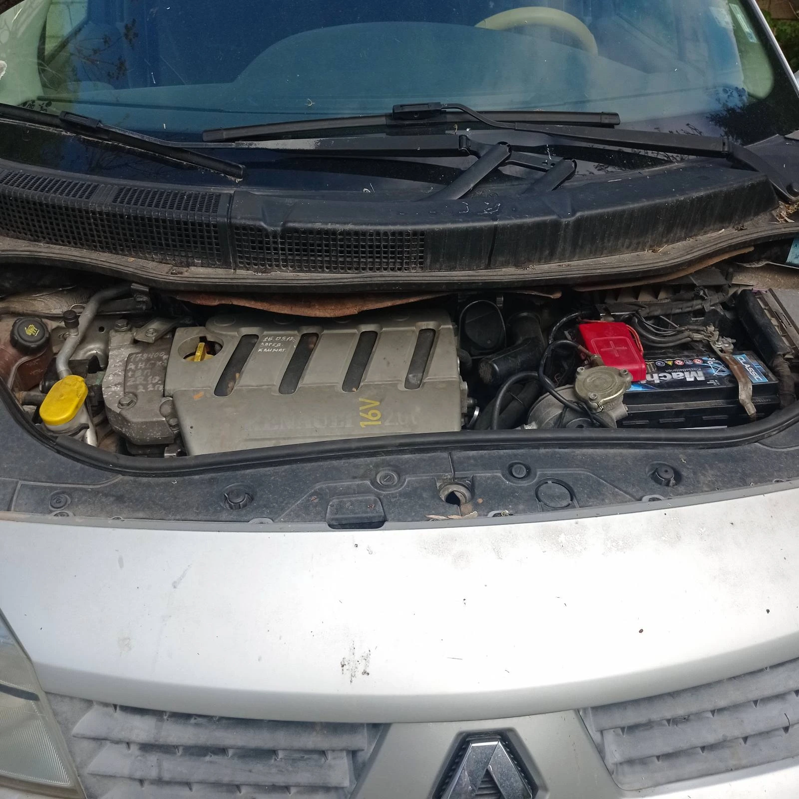 Renault Scenic, снимка 9 - Автомобили и джипове - 54562313