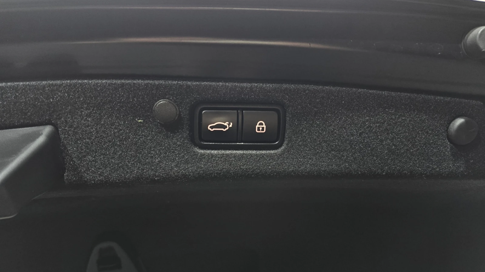 Hyundai Grandeur 3.3 Premium Choice, снимка 14 - Автомобили и джипове - 54951113