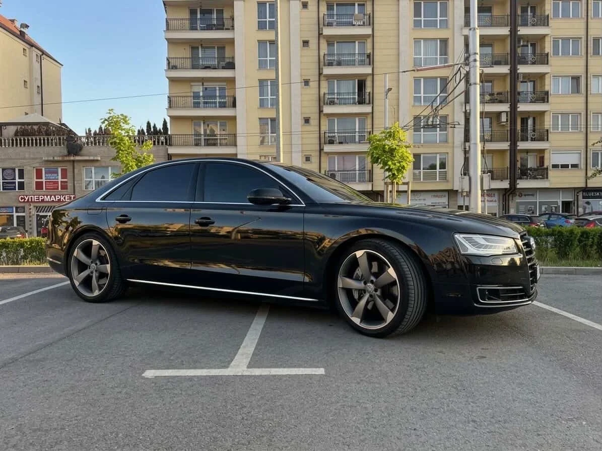 Audi A8