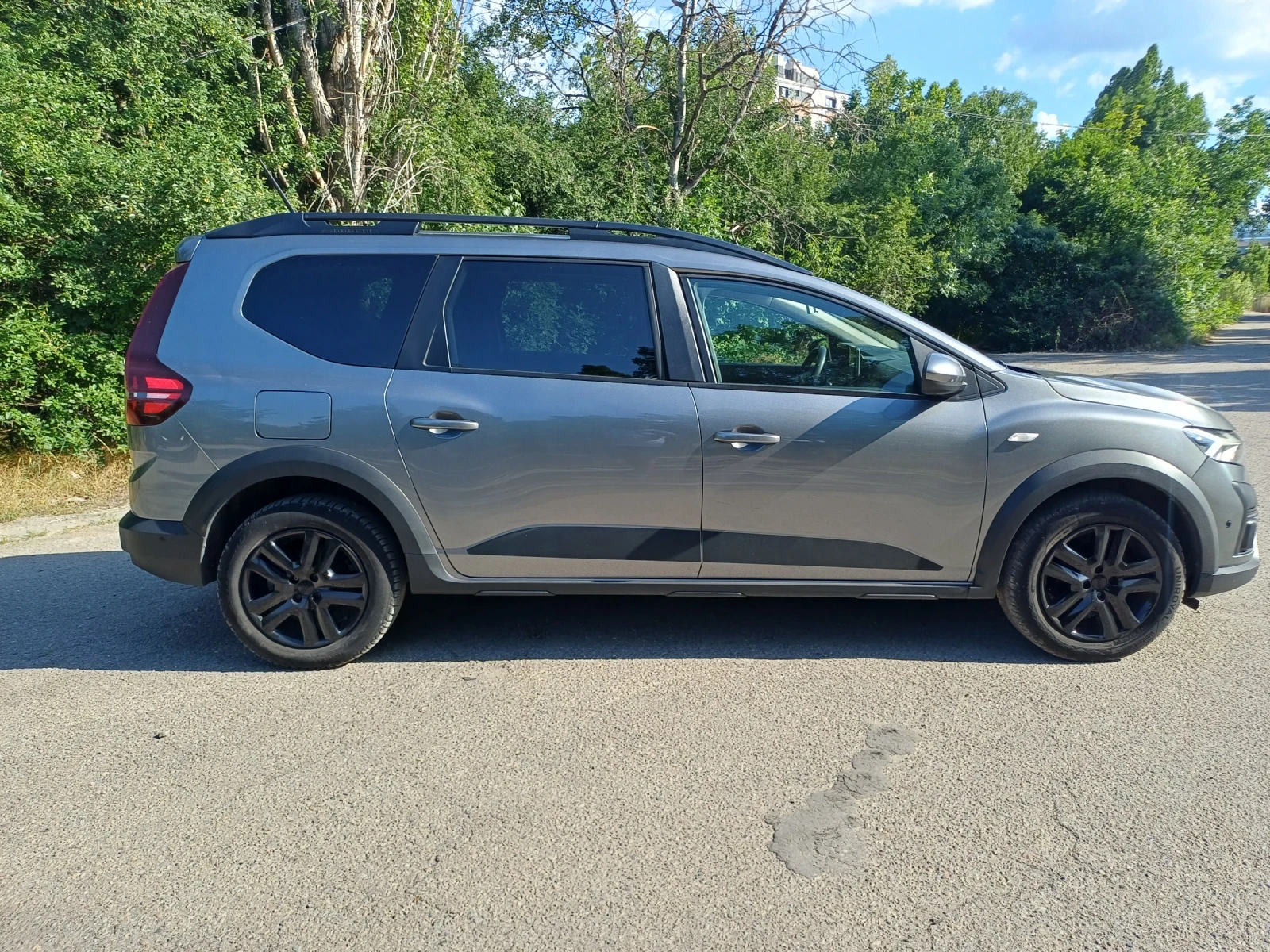 Dacia Jogger 1.0 i GPL, снимка 4 - Автомобили и джипове - 55091651