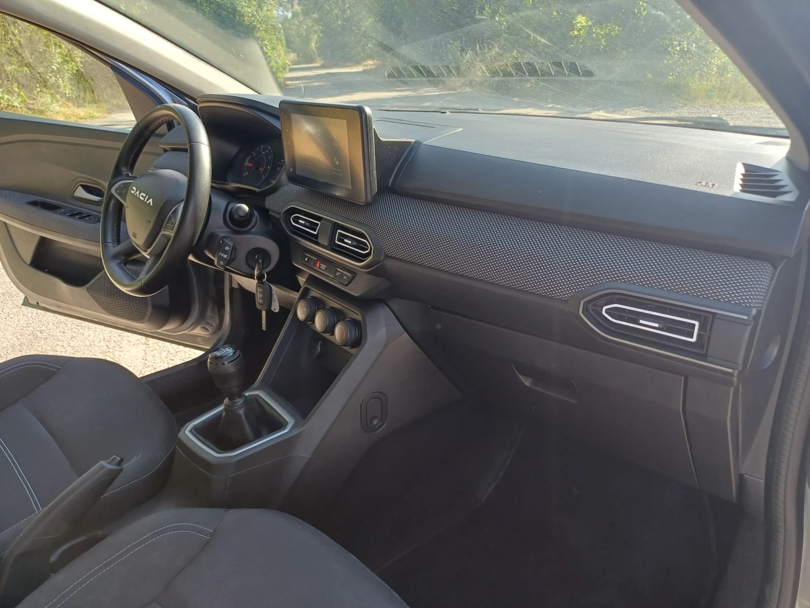 Dacia Jogger 1.0 i GPL, снимка 14 - Автомобили и джипове - 55091651
