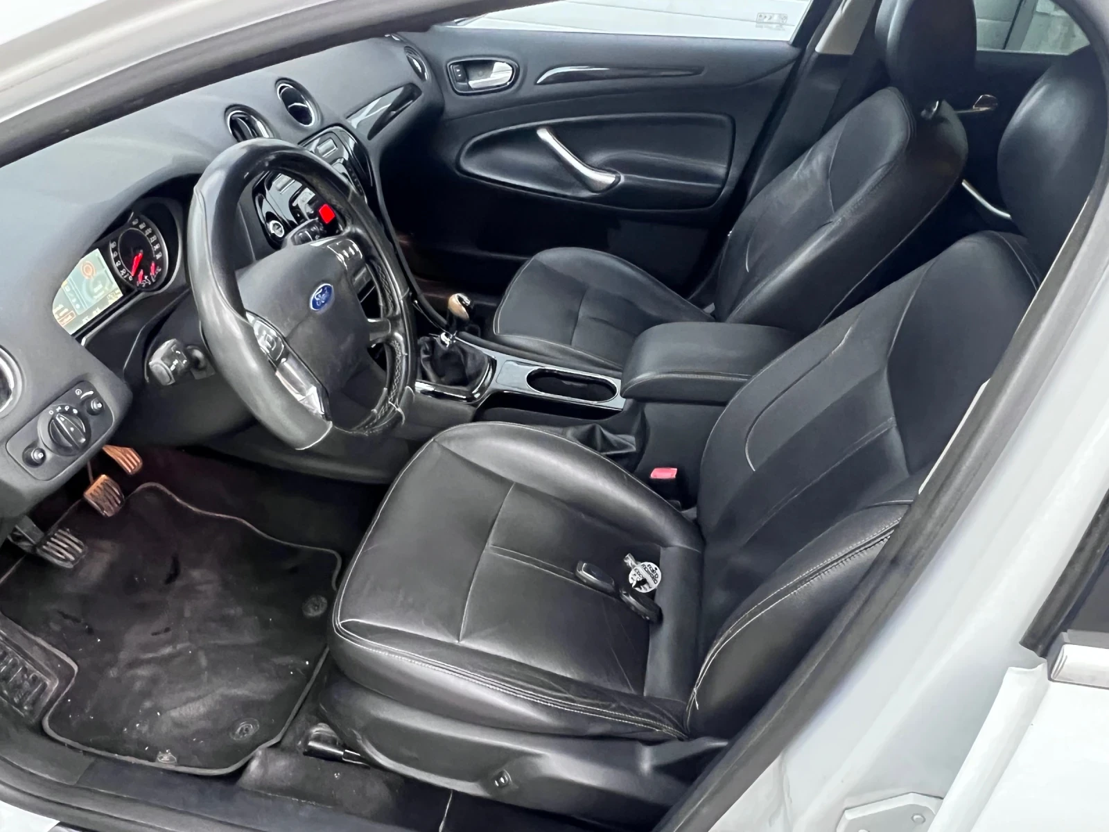 Ford Mondeo 2.0Tdci Titanium, снимка 7 - Автомобили и джипове - 55213436
