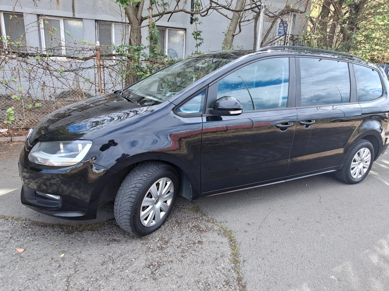VW Sharan, снимка 2 - Автомобили и джипове - 56309600