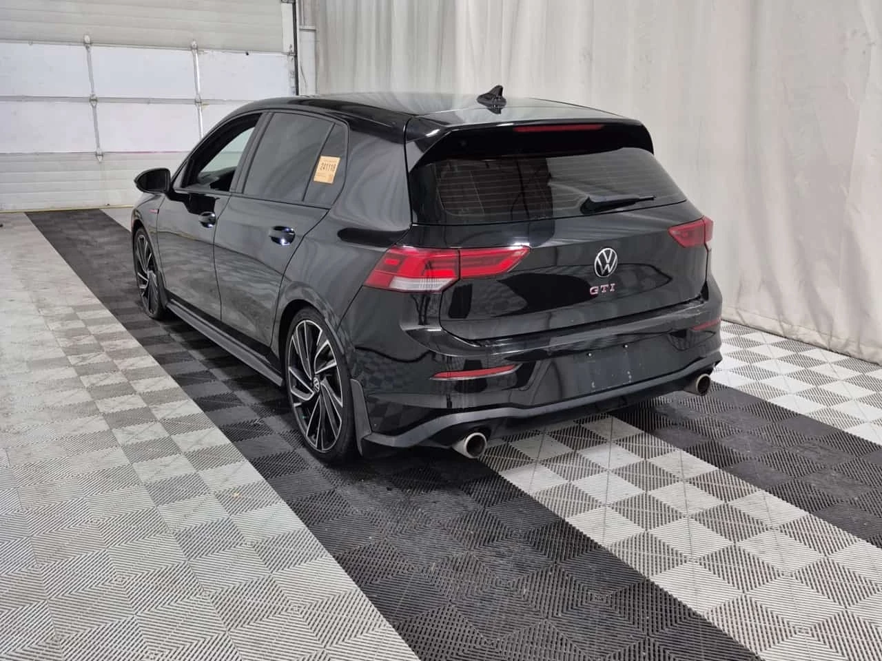 VW Golf GTI * PERFORMANCE * CARFAX * , снимка 5 - Автомобили и джипове - 56718677