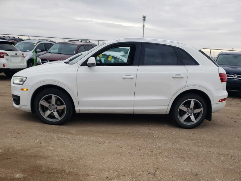 Audi Q3 2015 QUATTRO * БЕЗ ПЪРВОНАЧАЛНА ВНОСКА* , снимка 3 - Автомобили и джипове - 52662138