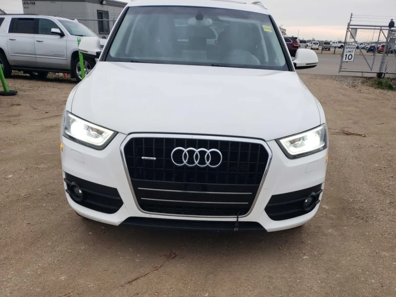 Audi Q3 2015 QUATTRO * БЕЗ ПЪРВОНАЧАЛНА ВНОСКА* , снимка 2 - Автомобили и джипове - 52662138